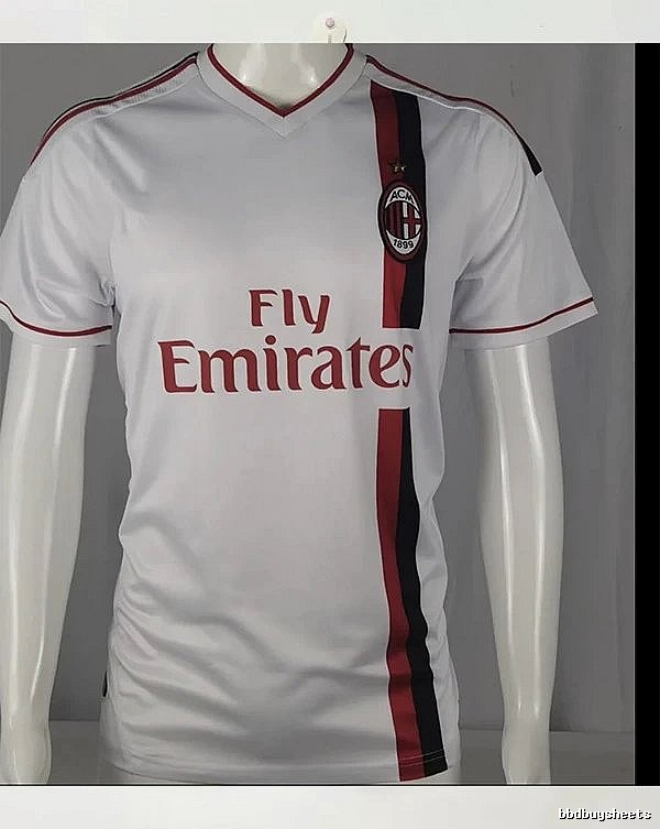 AC Milan Easy Match Retro soccer jersey Red Black Striped for Everyday Use