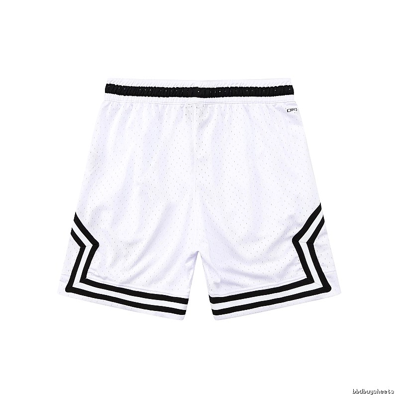 AJ sporty black and white shorts