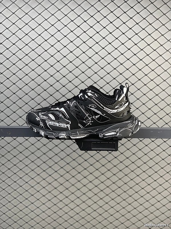 Balenciaga Black Logo Chunky Sneakers Featuring Padded Heel Tab