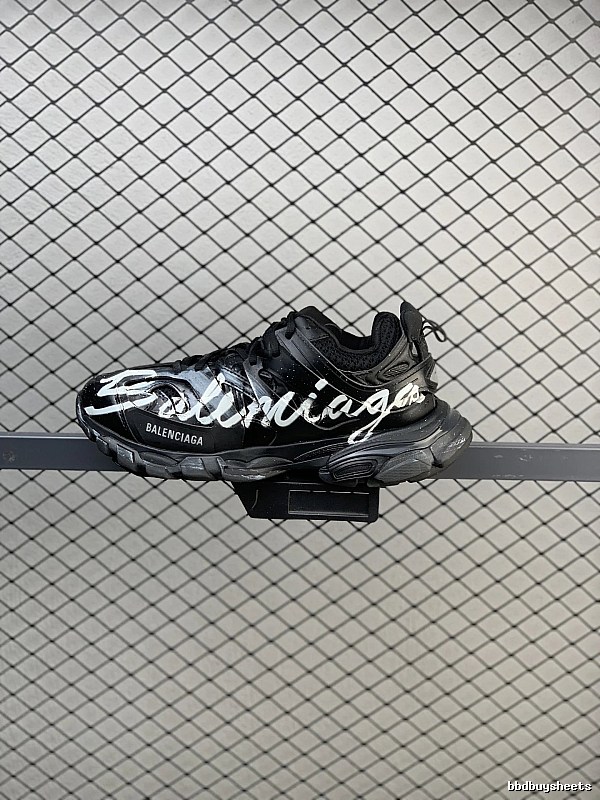 Balenciaga Black Logo Chunky Sneakers Highlighting Rounded Toe