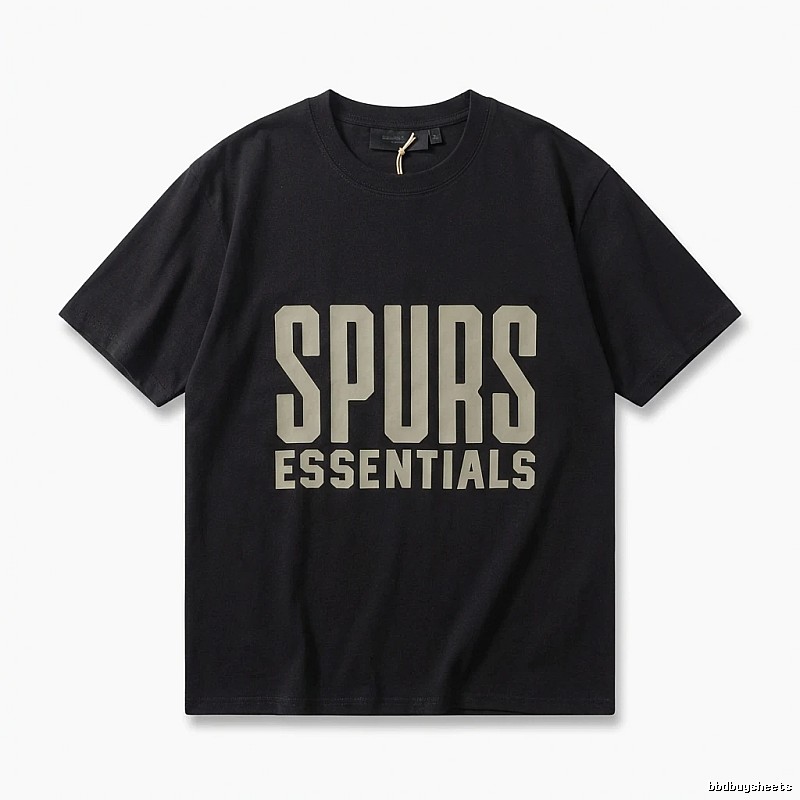 ESSENTIALS minimalist style black T-shirt