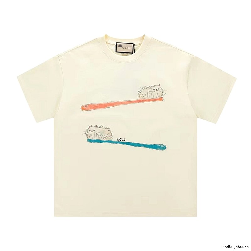 Gucci Hand-painted Cat Vintage Style Off-white T-shirt