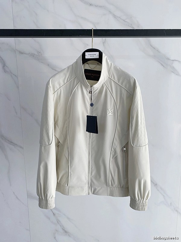 Light Jacket by Arc’teryx with Cream Zip Jacket with Small