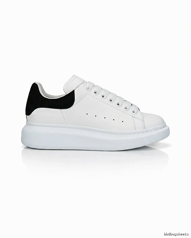 McQueen black and white thick-soled sports shoes