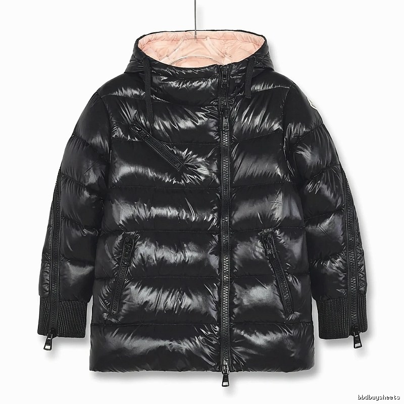 Moncler shiny and stylish black down jacket