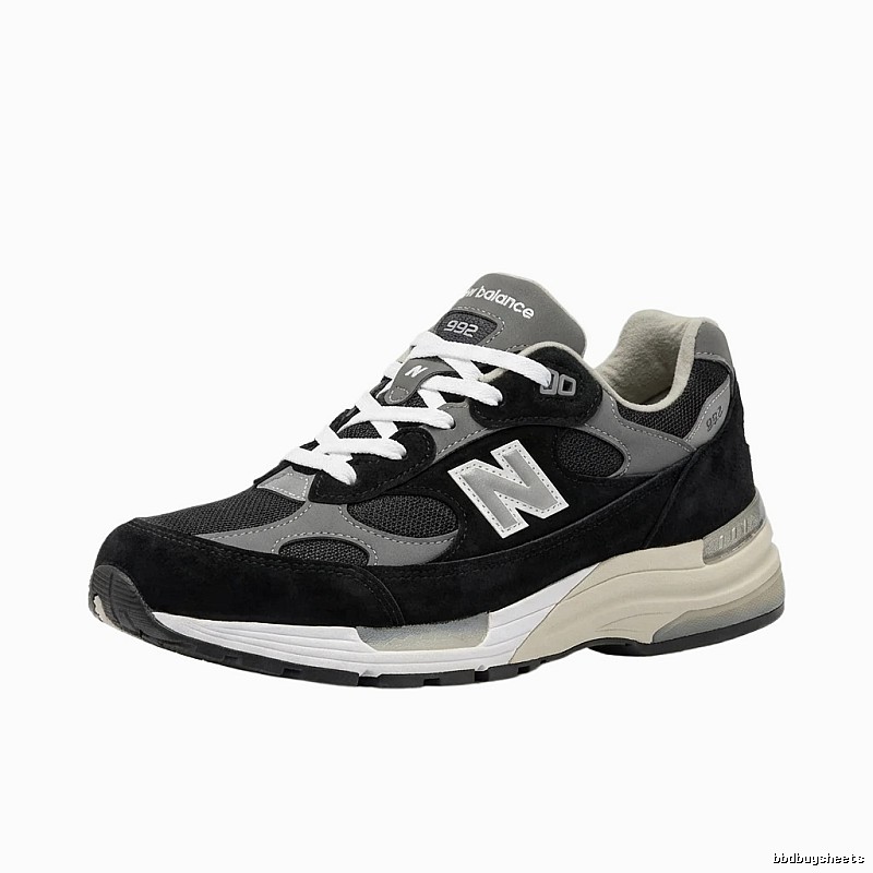 New Balance 992 Retro Style Black and Grey Athletic Shoes