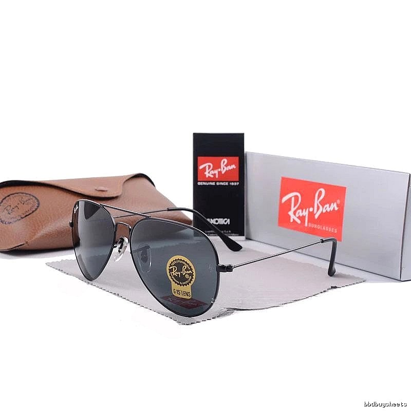 Ray-Ban Compact Aviator sunglasses Gold Tone Sunglasses for Sport-Inspired Styling