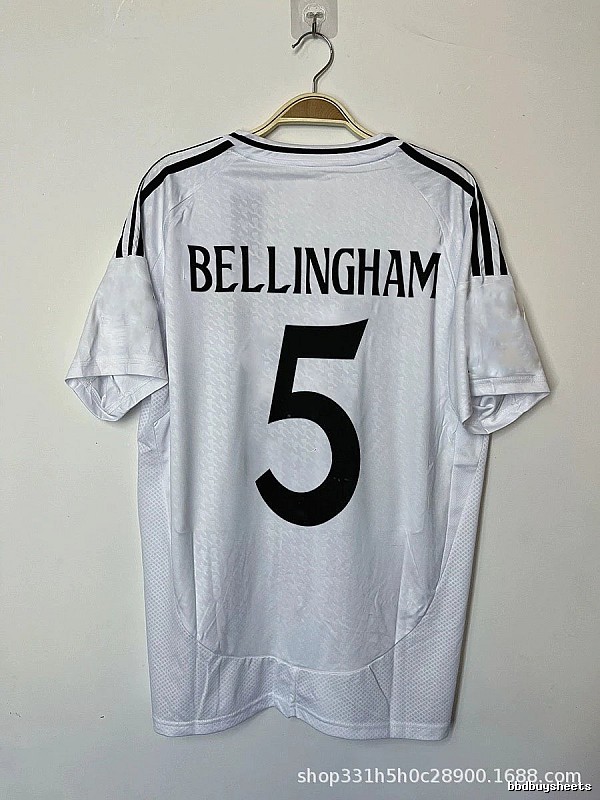 Real Madrid Classic Bellingham #5 soccer jersey White Real Madrid for Daily Styling