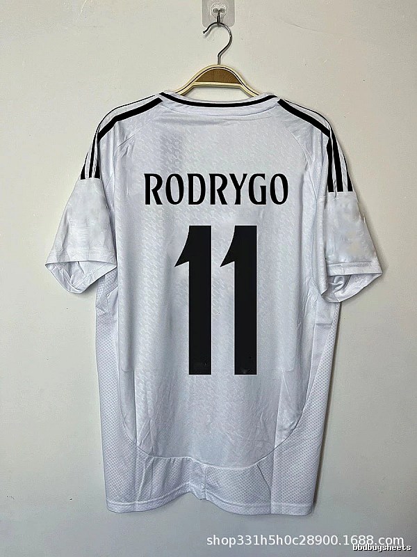 Real Madrid Patterned Bellingham #5 soccer jersey White Real Madrid with Polished Detail
