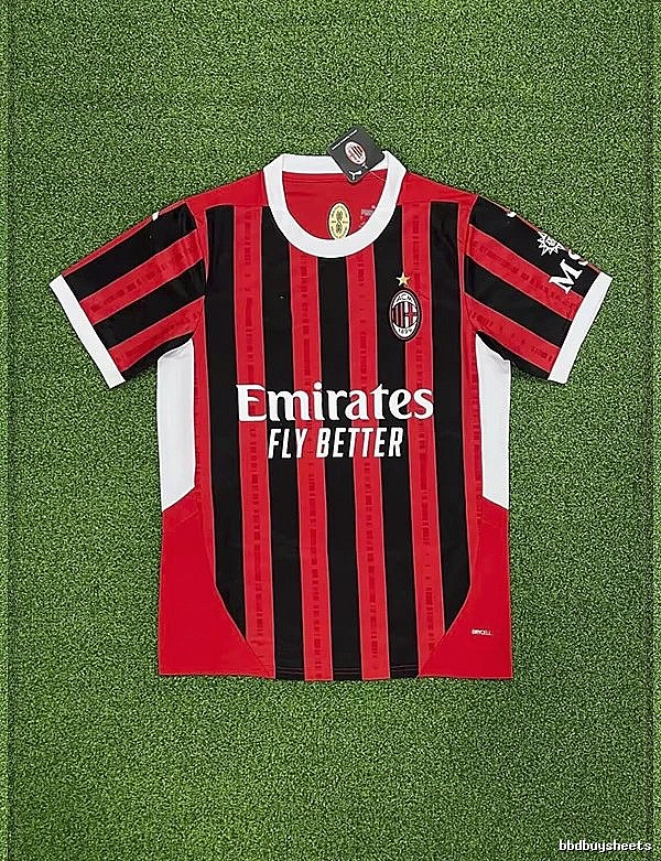 Real Madrid Relaxed Home soccer jersey White Real Madrid with Designer-Inspired Detail