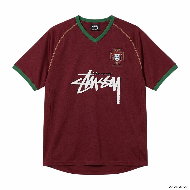 Stussy retro-style burgundy T-shirt