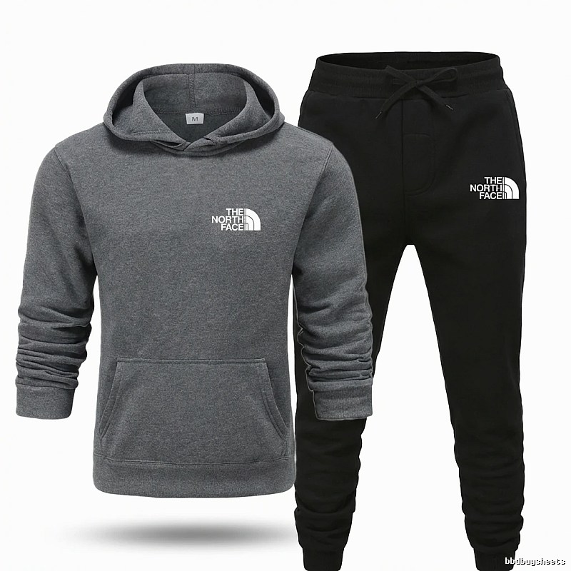 The North Face Simple Gray and Black Sportswear Set