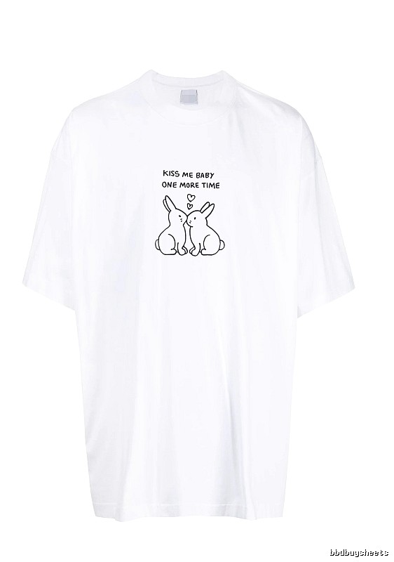 Urban Statement graphic T-shirt Black Colorful Lucky with Casual Appeal